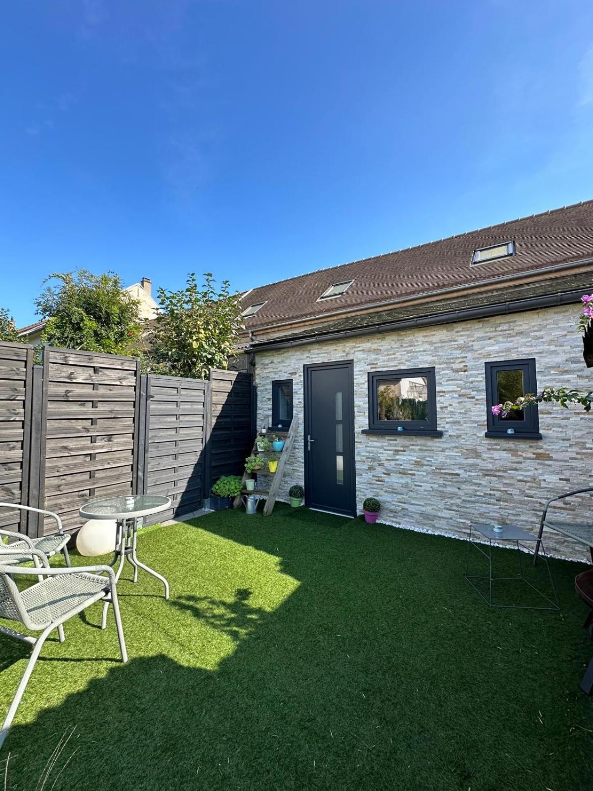 Joli Studio Cosy Independant Bessancourt Exterior foto